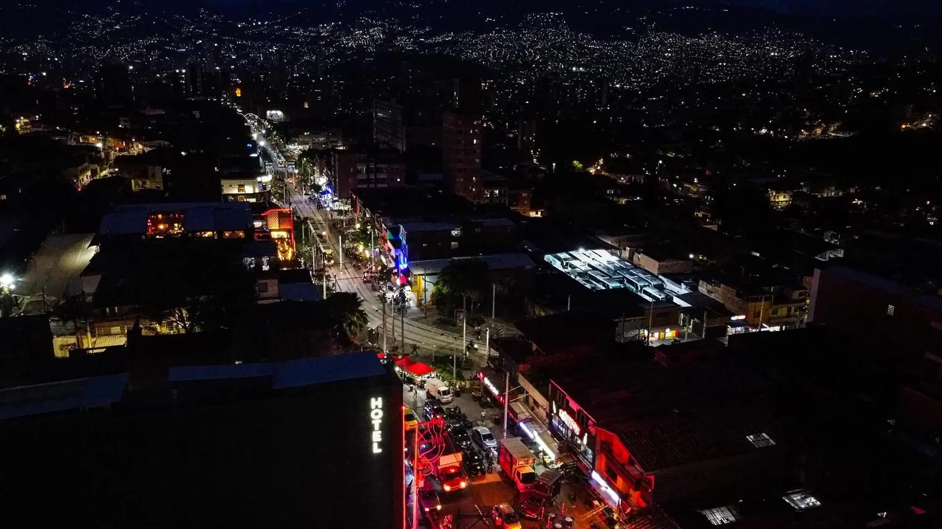 Bajo La Luna Hotel Medellín