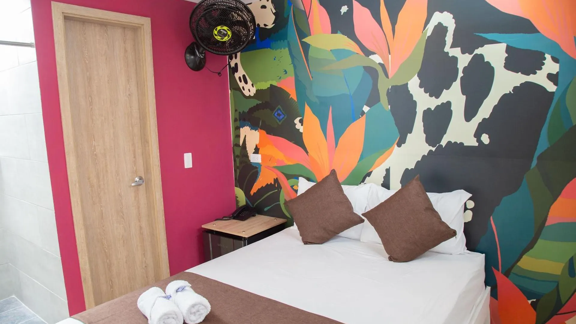 Bajo La Luna Hotel Medellín