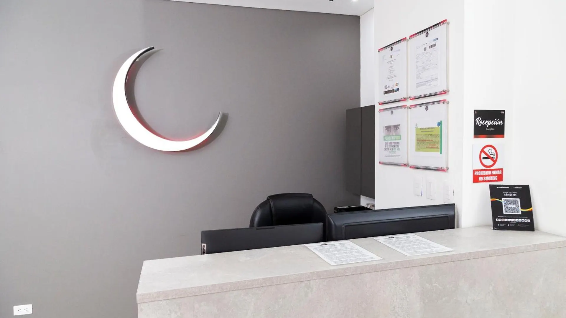 Bajo La Luna Hotel Μεντεγίν